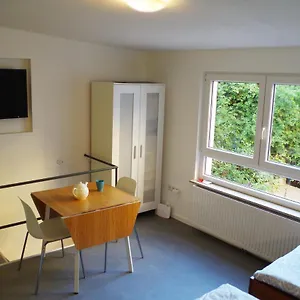 apartment-in-altstadt-messenahe-zentral-ruhig.nuremberg-hotels.org/